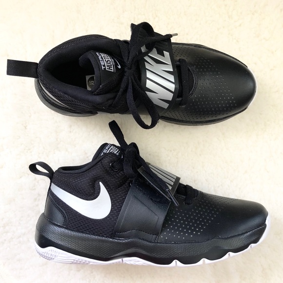 nike team hustle d8 jdi